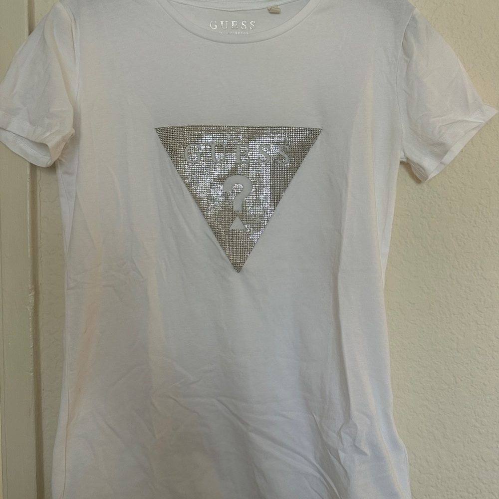 GUESS White Tee with Silver Sequin Triangle Logo